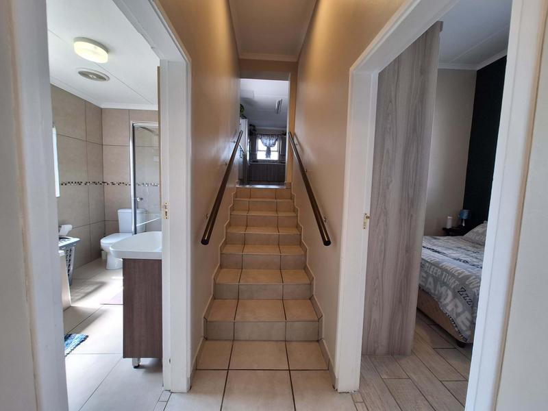 5 Bedroom Property for Sale in Dana Bay Western Cape